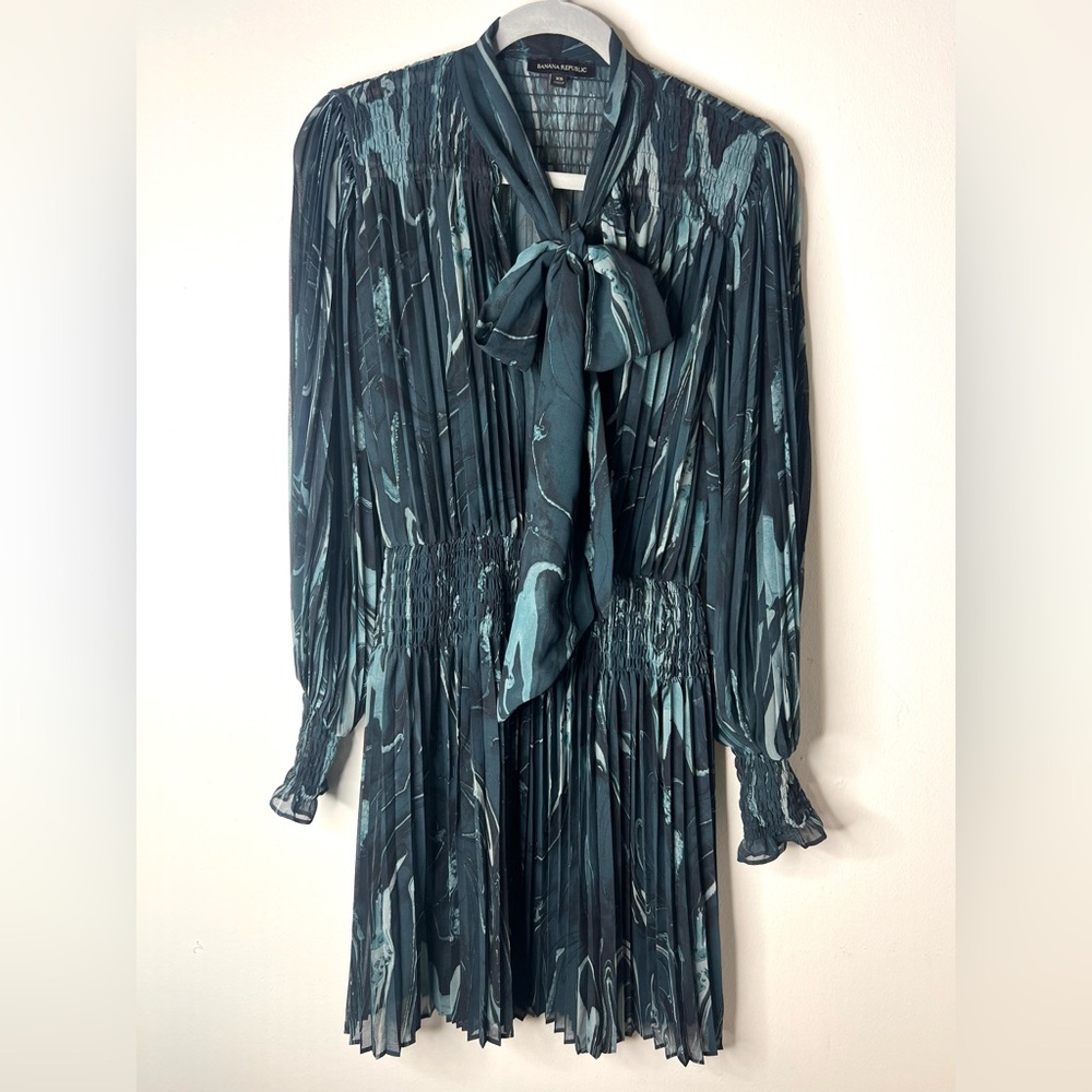 Banana Republic Pleated Mini Dress Tie Neck Balloon Long Sleeves SZ XS EUC